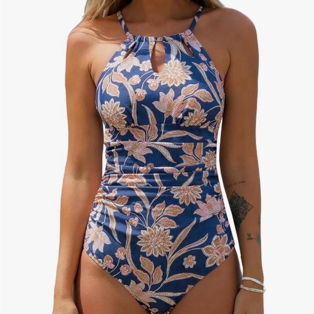 CUPSHE Women's One Piece Swimsuit High Neck Tummy Control Swimwear Bathing Suit
